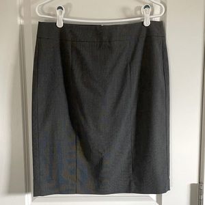 Ann Taylor Factory Suiting Pencil Skirt in Gray, Size 10